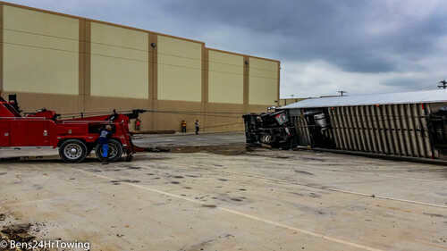 Heavy Duty Towing Overturned Tractor